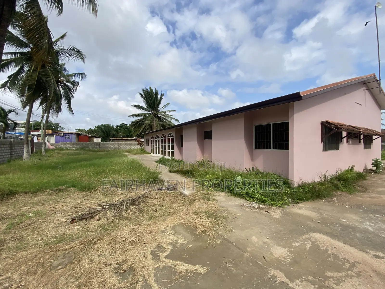 Space for Rent (5 Bedrooms) for Office, Restaurant