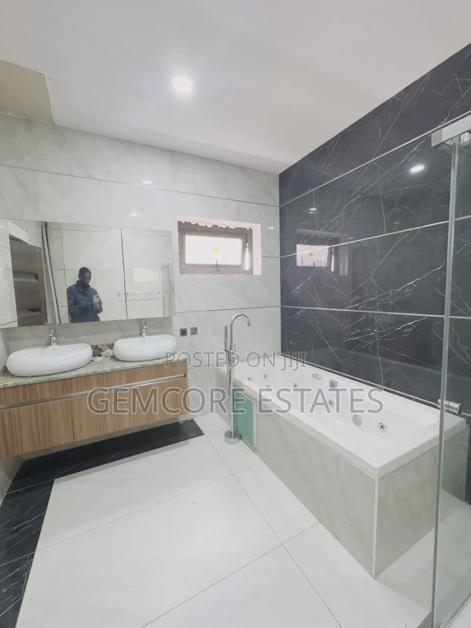 5bdrm House in East Legon|American for rent