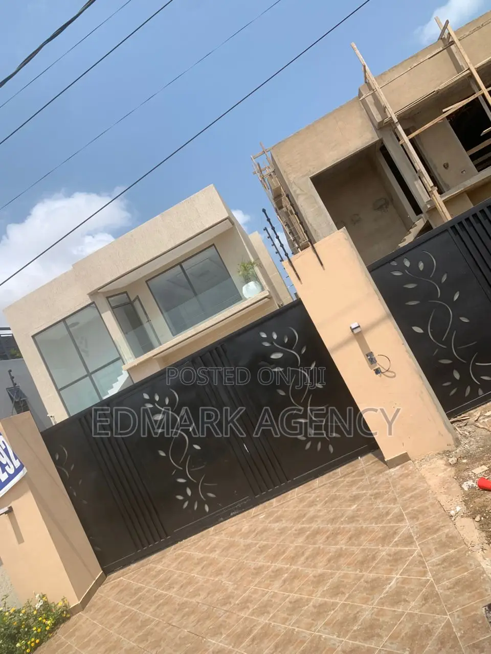 4bdrm House in East Legon, American House for sale