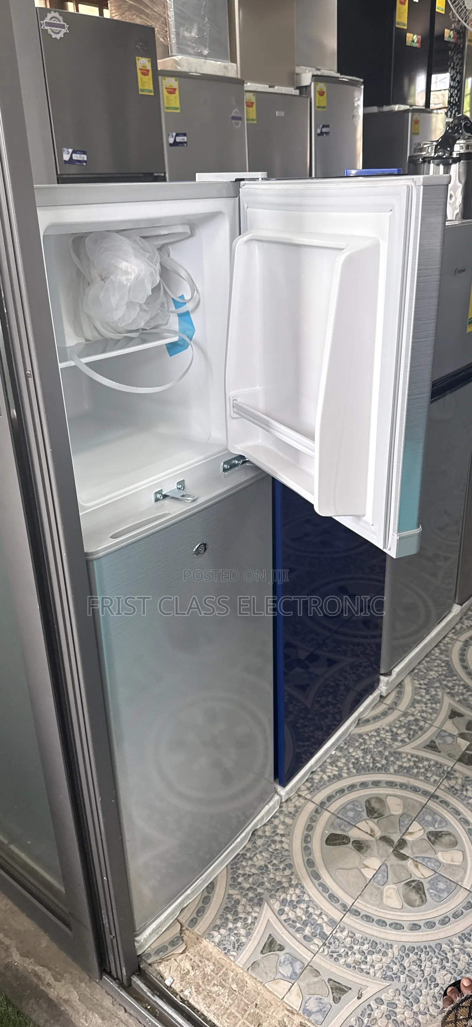 Smart Top Westpool 158 Fridge