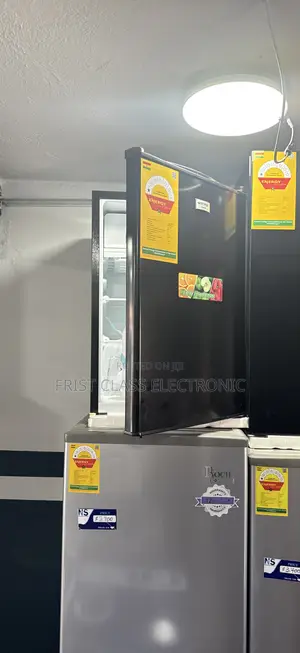 Table Top Fridge New in Box 85ltrs