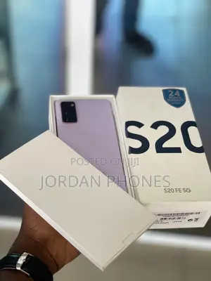 New Samsung Galaxy S20 FE 128 GB Purple