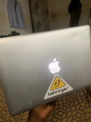 Laptop Apple MacBook 2012 8GB Intel Core i5 HDD 750GB