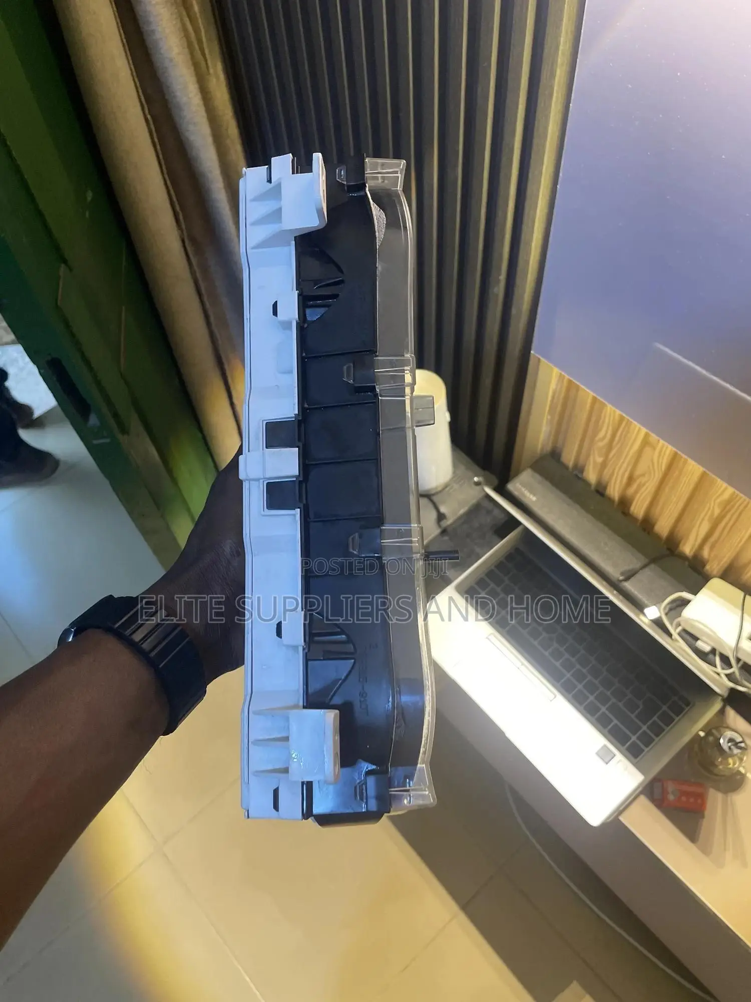Toyota Hilux Panel/Meter Board