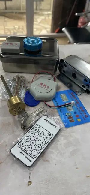 Gate Lock With Remote