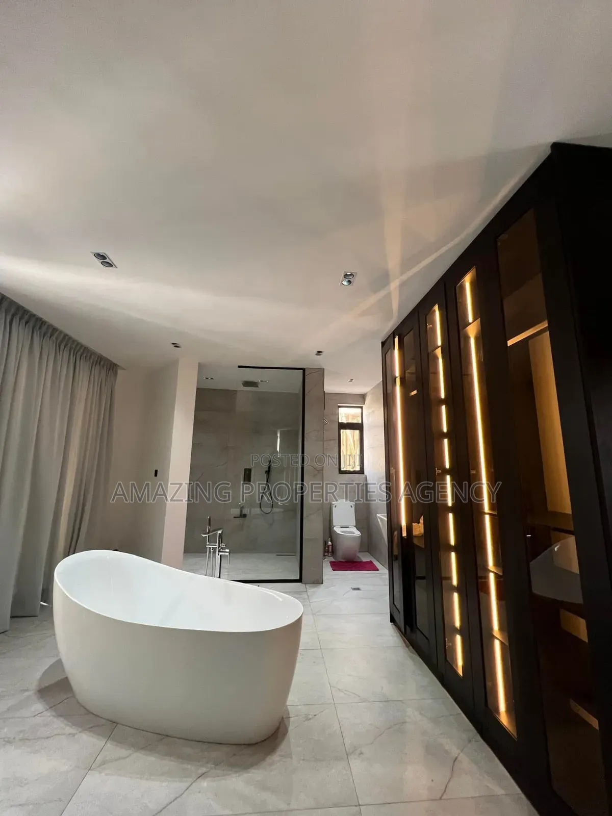 4bdrm House in East Legon for sale