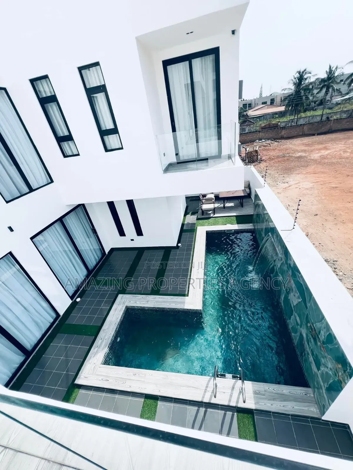 4bdrm House in East Legon for sale