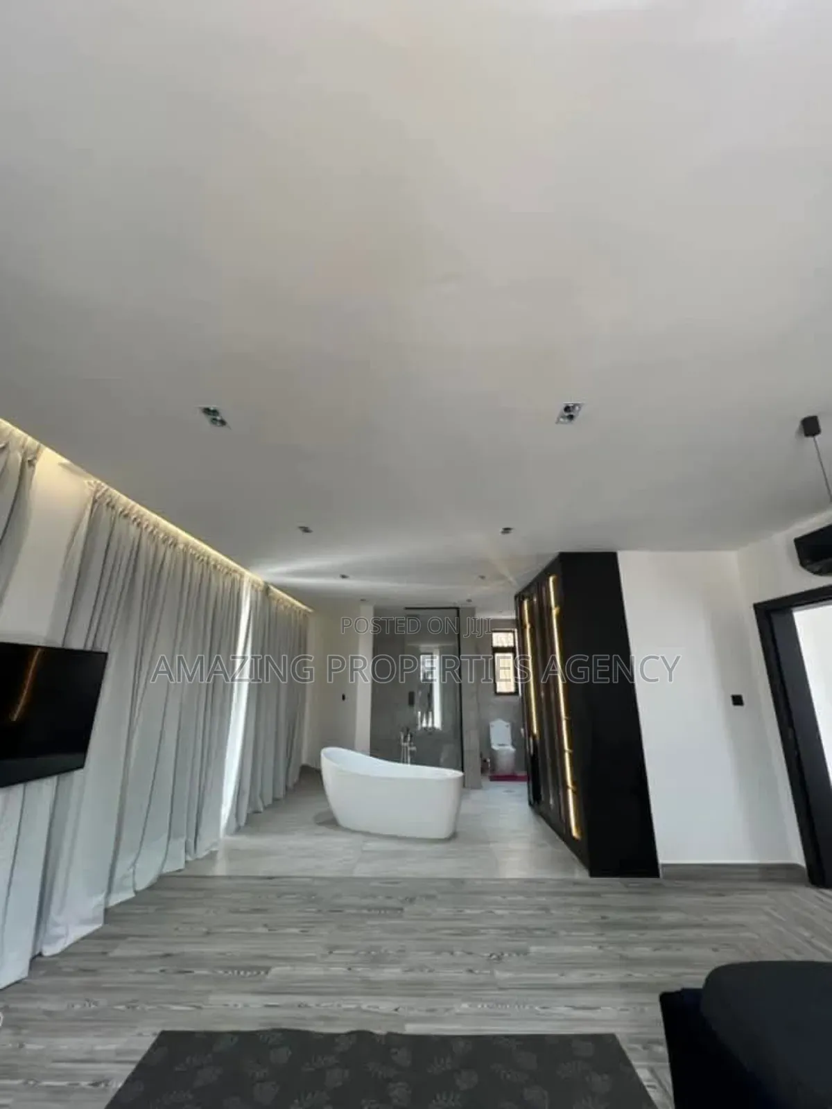 4bdrm House in East Legon for sale