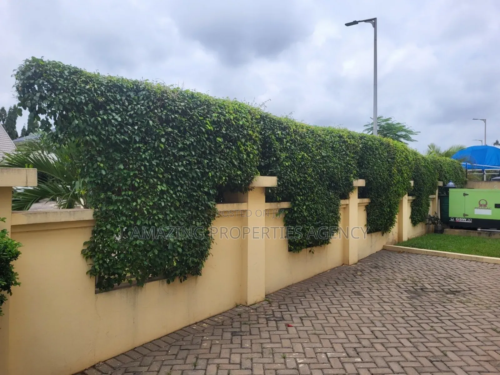 4bdrm Mansion in Cantonments for sale