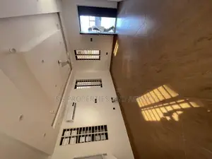 3bdrm Apartment in Batsonaa, Baatsona Total for rent
