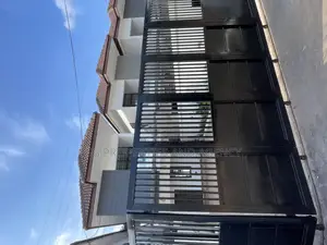 3bdrm Apartment in Batsonaa, Baatsona Total for rent