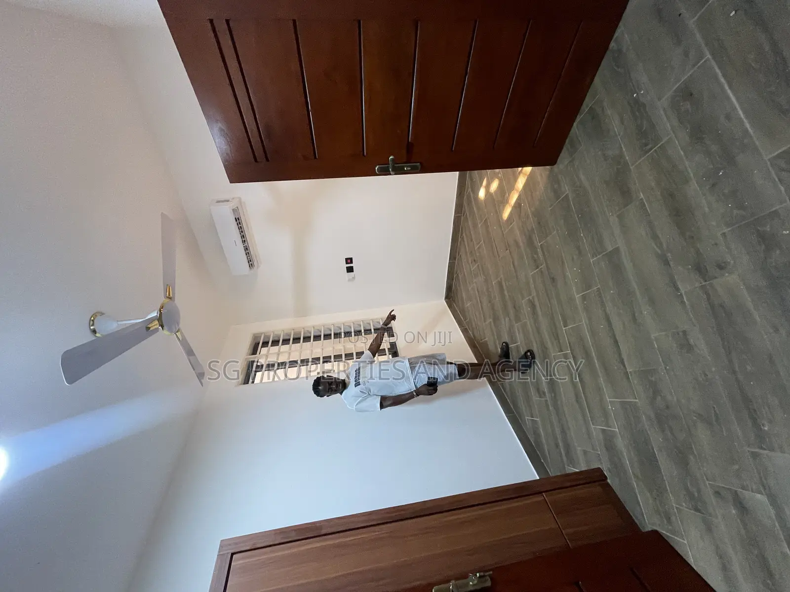 3bdrm Apartment in Batsonaa, Baatsona Total for rent