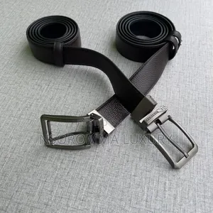 Rotatable Black and Brown Belt
