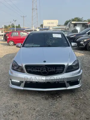 Photo - Mercedes-Benz C250 2014 Gray