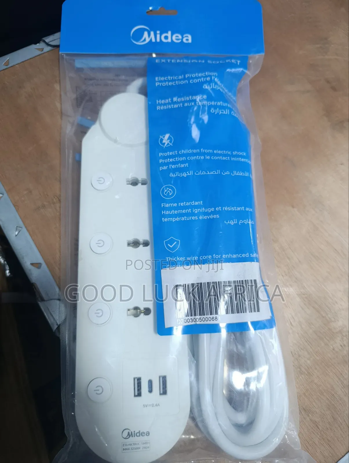 Midea 3-Gang Universal Extension Socket-Esu4k3buc-5mb1