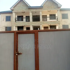 2bdrm Apartment in Dc Properties, Tema Metropolitan for rent