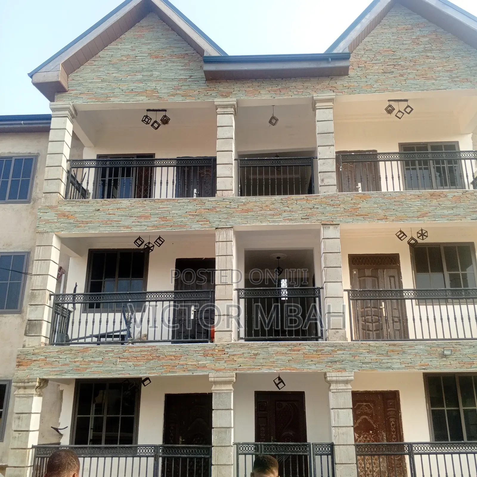 2bdrm Apartment in Dc Properties, Tema Metropolitan for rent