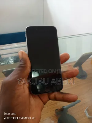Apple iPhone 6 64 GB Gray