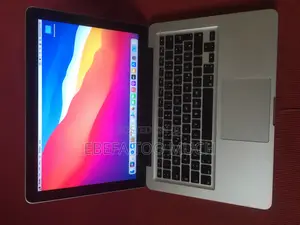 Laptop Apple MacBook Pro 8GB Intel Core I7 HDD 500GB