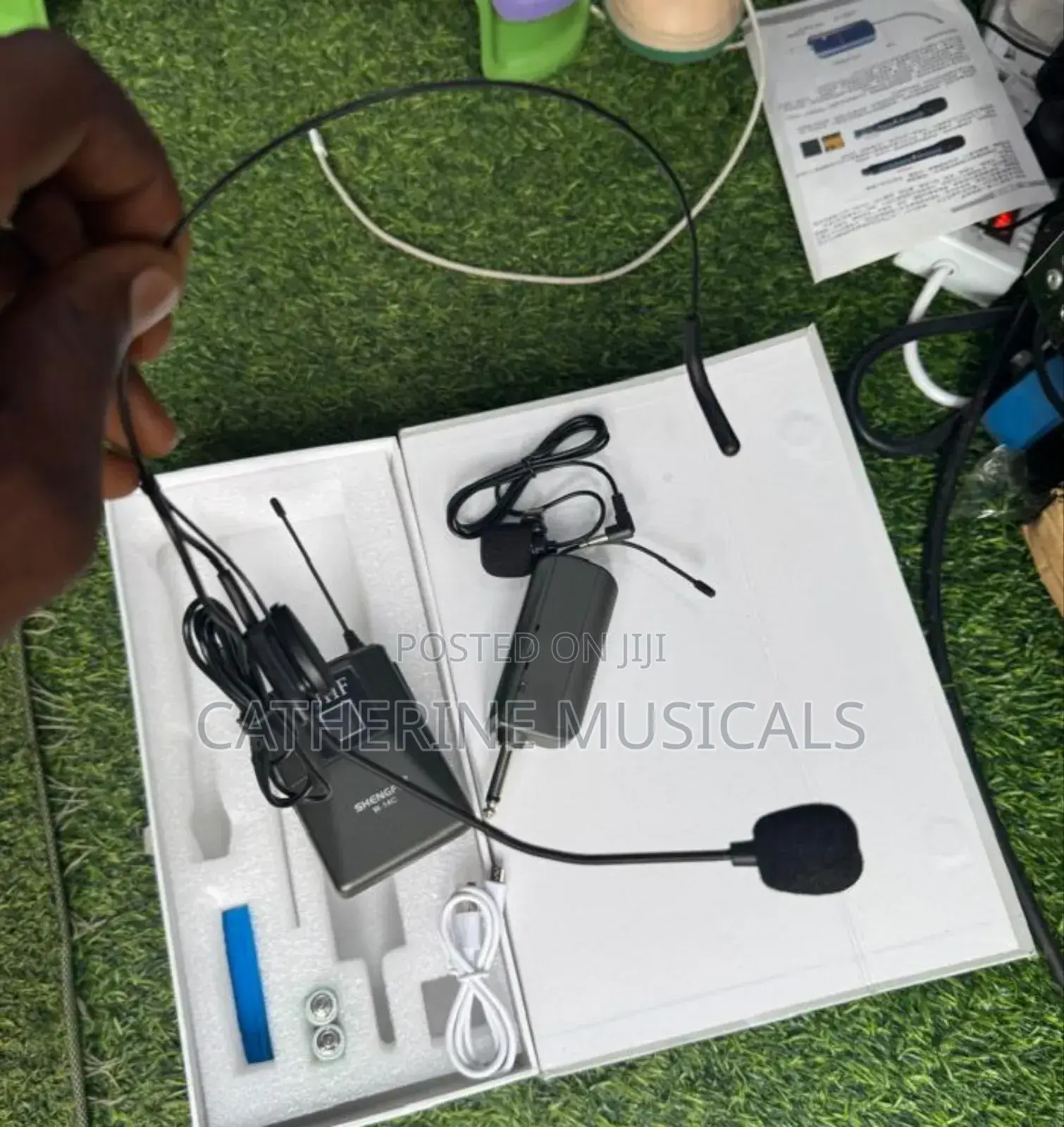 Head Microphone With Receiver