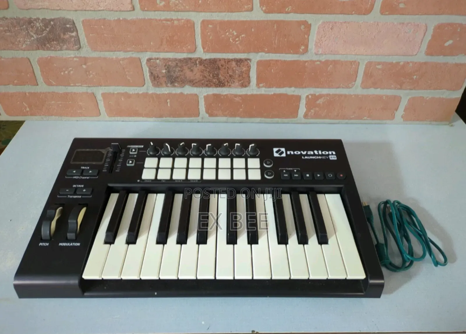 Novation Launchkey 25 Usb Midi Controller