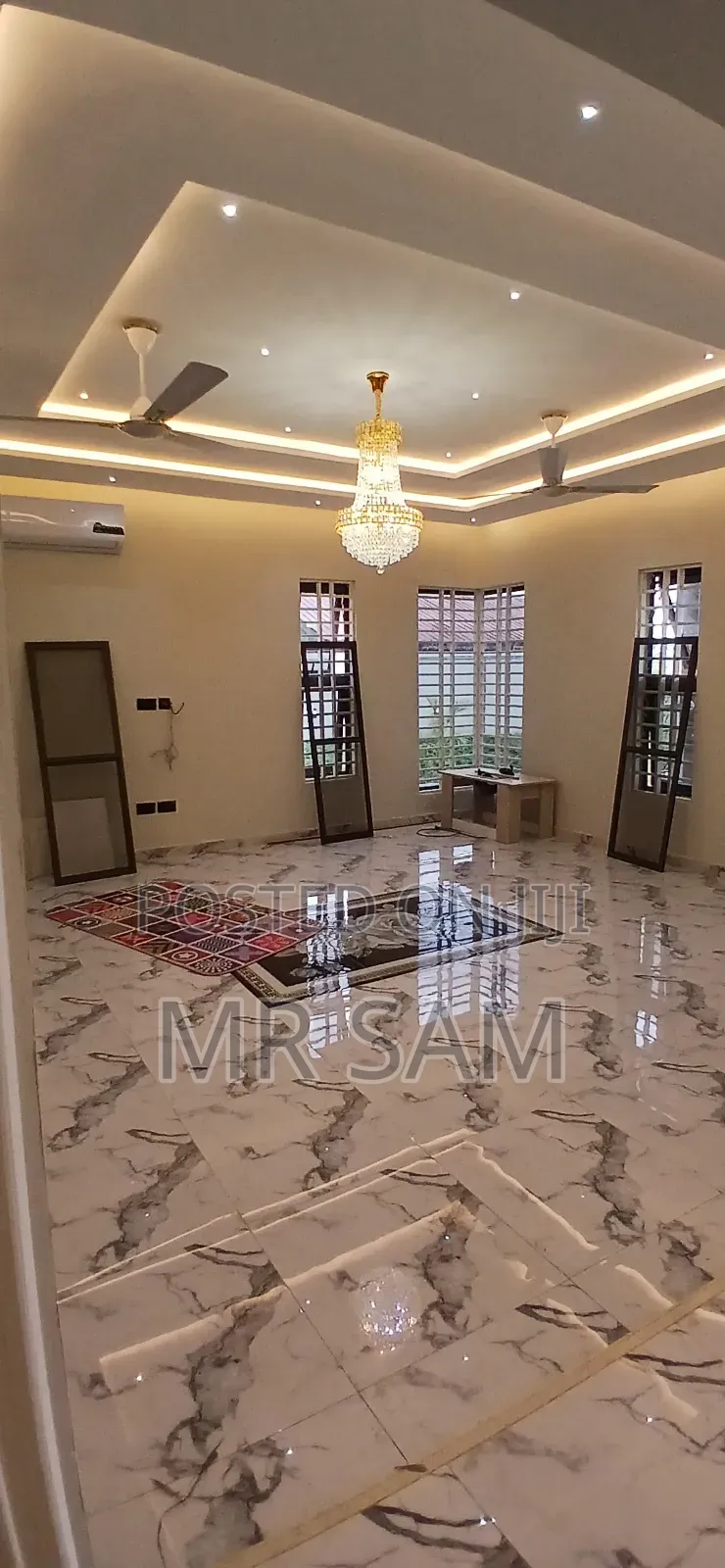 5bdrm House in Sam Properties, West Hills Mall Area for sale