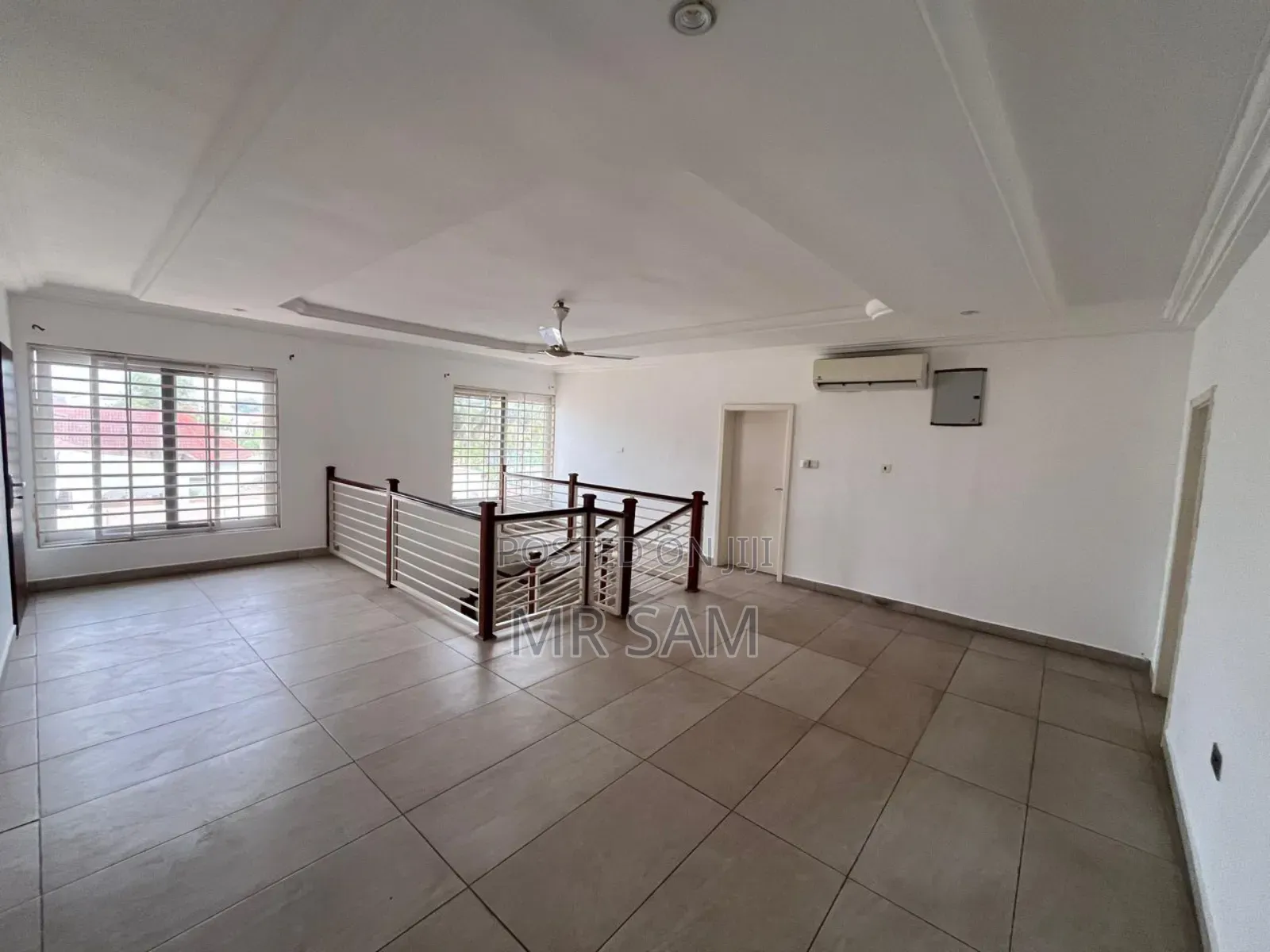 5bdrm House in Sam Properties, West Hills Mall Area for sale
