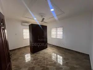 3bdrm Apartment in Bee Decor & Homes, Old Ashomang for rent