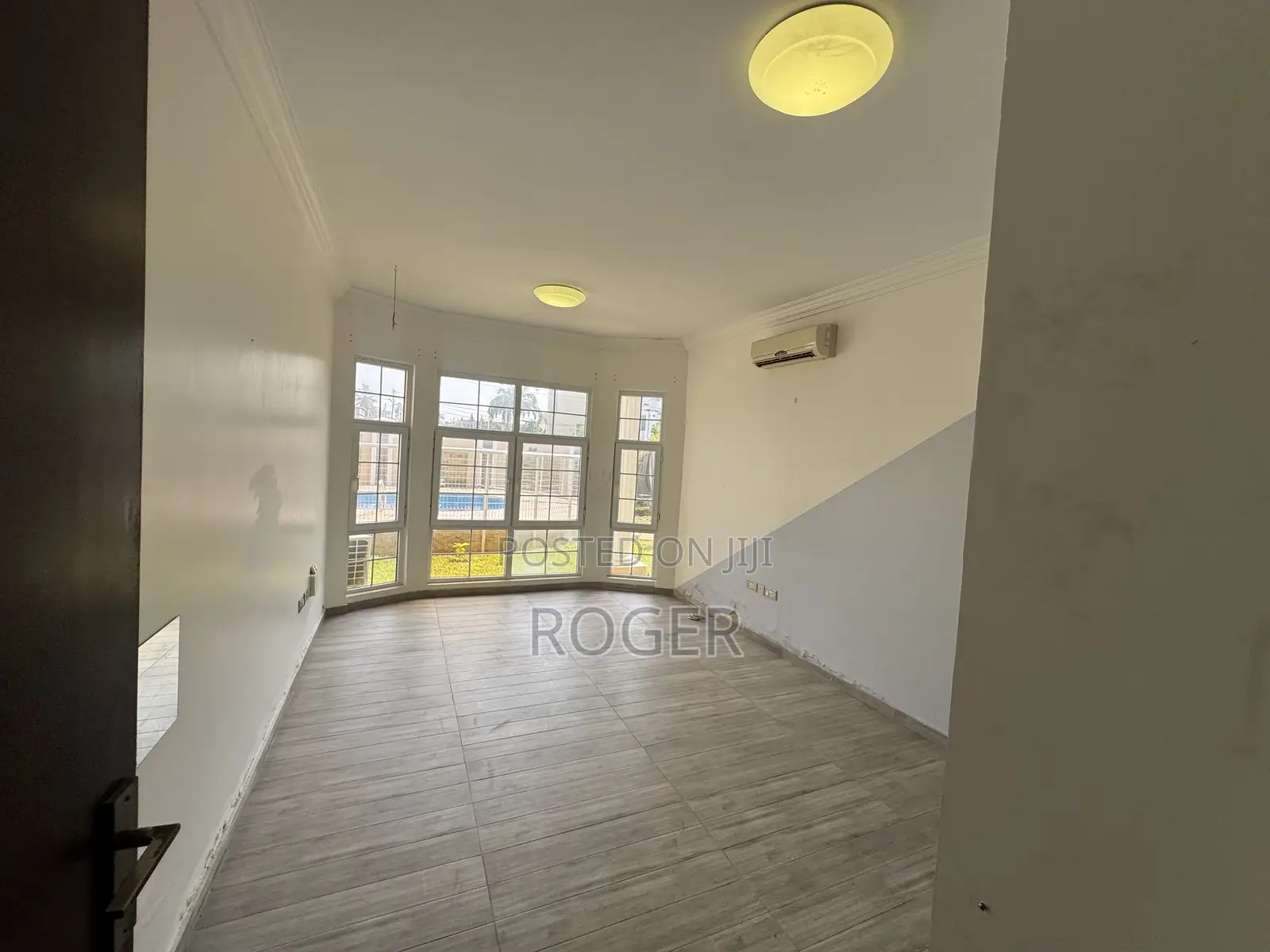 5 Bed House With 2 Bq for Sale at East Legon
