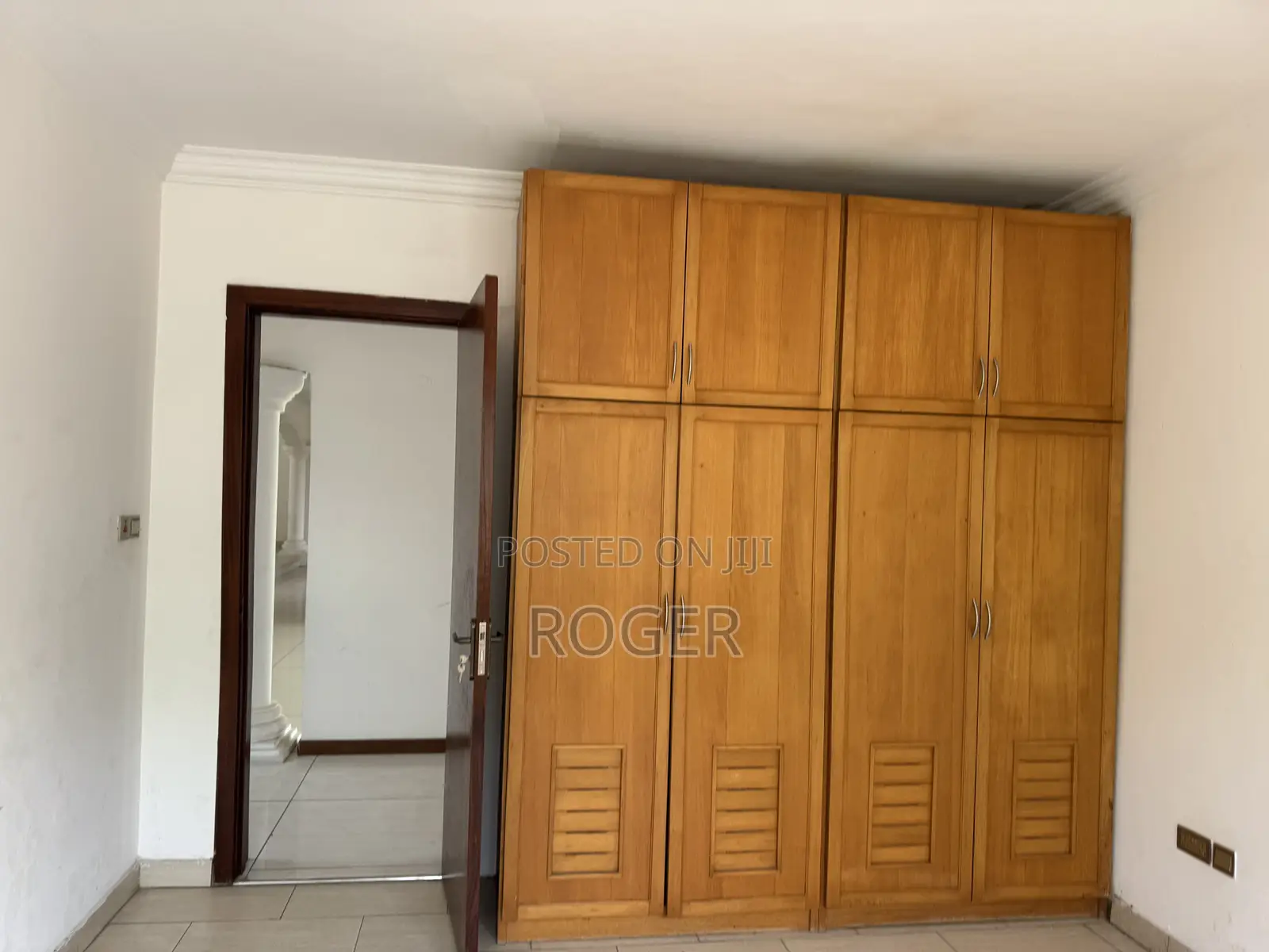 5 Bed House With 2 Bq for Sale at East Legon