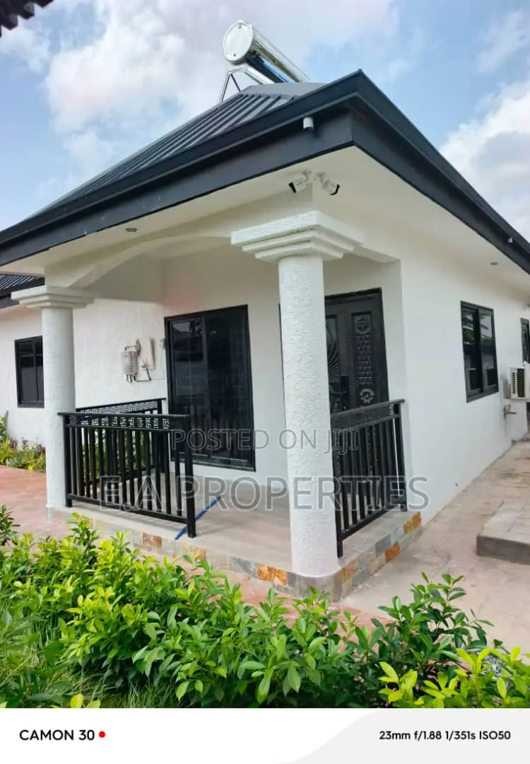Furnished 2bdrm House in E A Properties, Malejor for sale