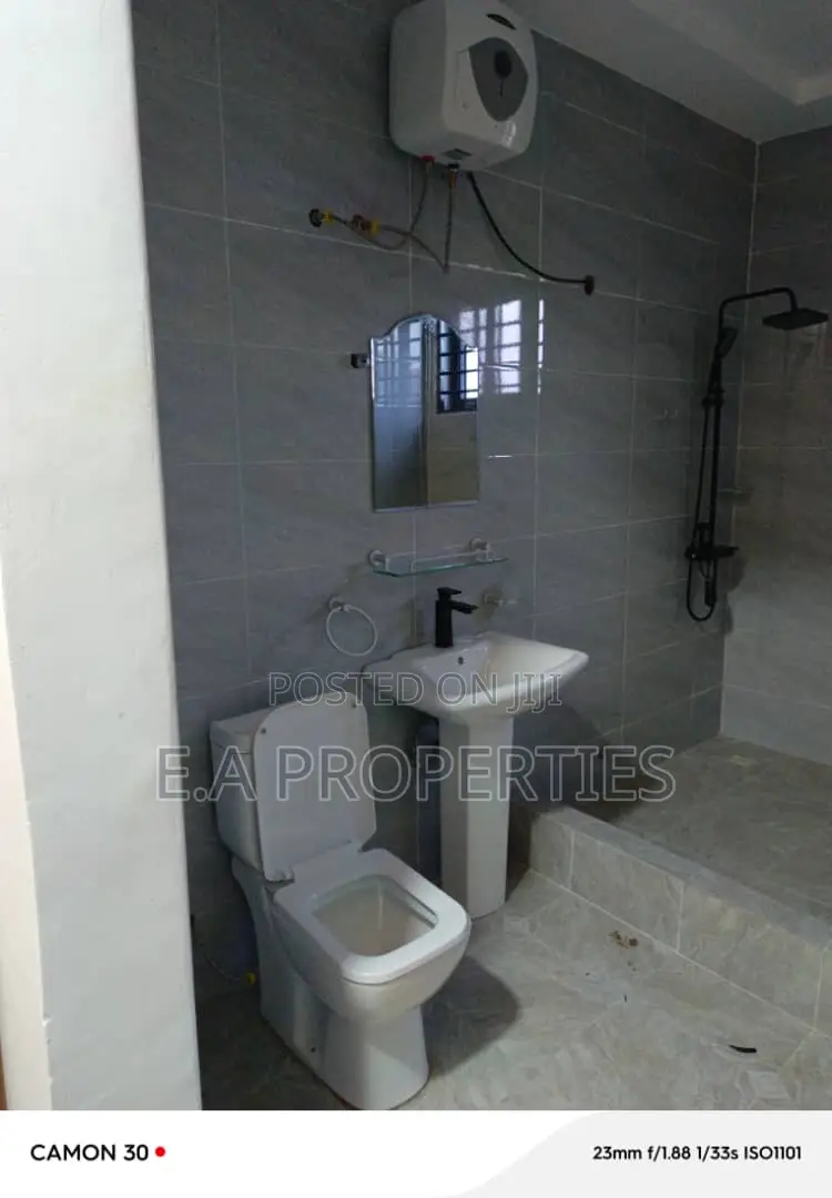 2bdrm Apartment in E A Priperties, Malejor for rent
