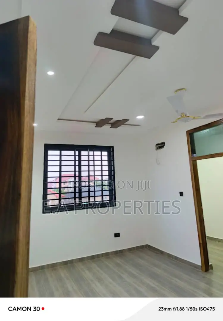 2bdrm Apartment in E A Priperties, Malejor for rent