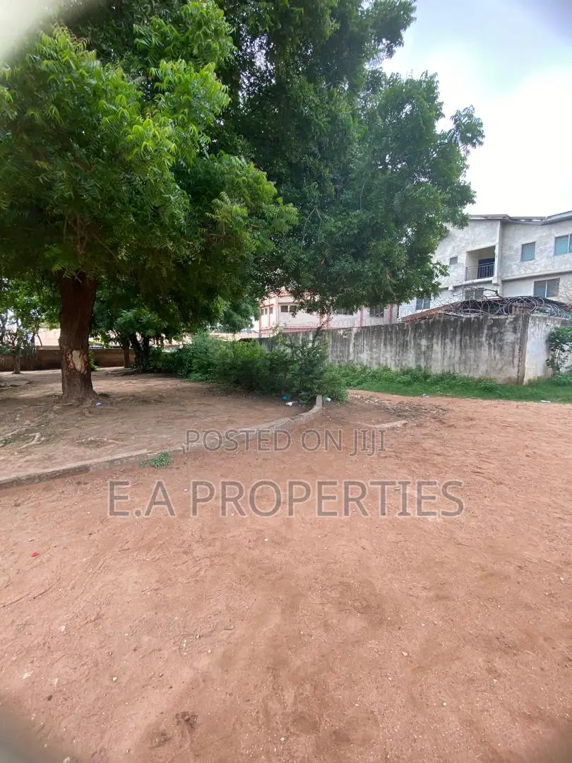 7 Plots of Land at Lapaz