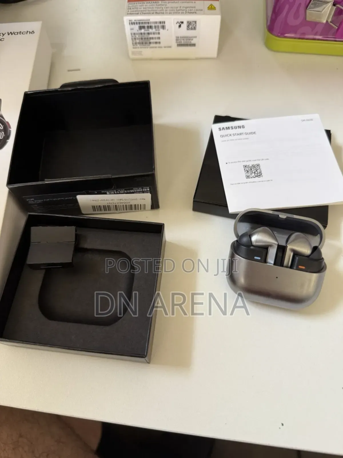 Samsung Galaxy Buds 3 Pro Noise Canceling Blade Lights