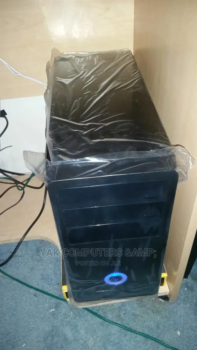Desktop Computer MSI Cubi 2 Plus vPro 8GB Intel Core I5 HDD 1T