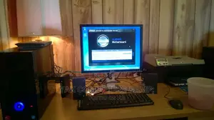 Desktop Computer MSI Cubi 2 Plus vPro 8GB Intel Core I5 HDD 1T