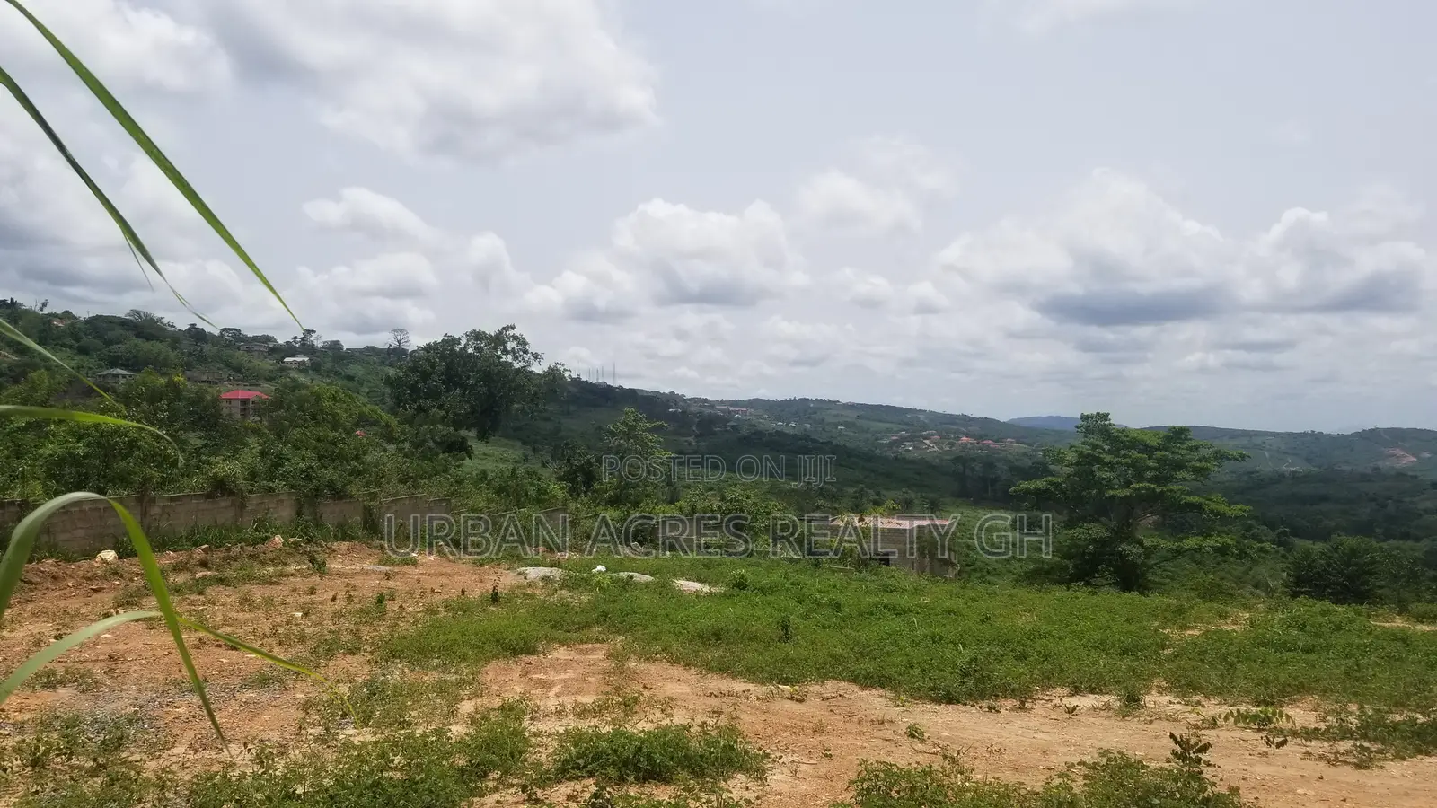E/R - Aburi Mountain, (Peduase) _ 6 Plots (1.05 Acre) Land