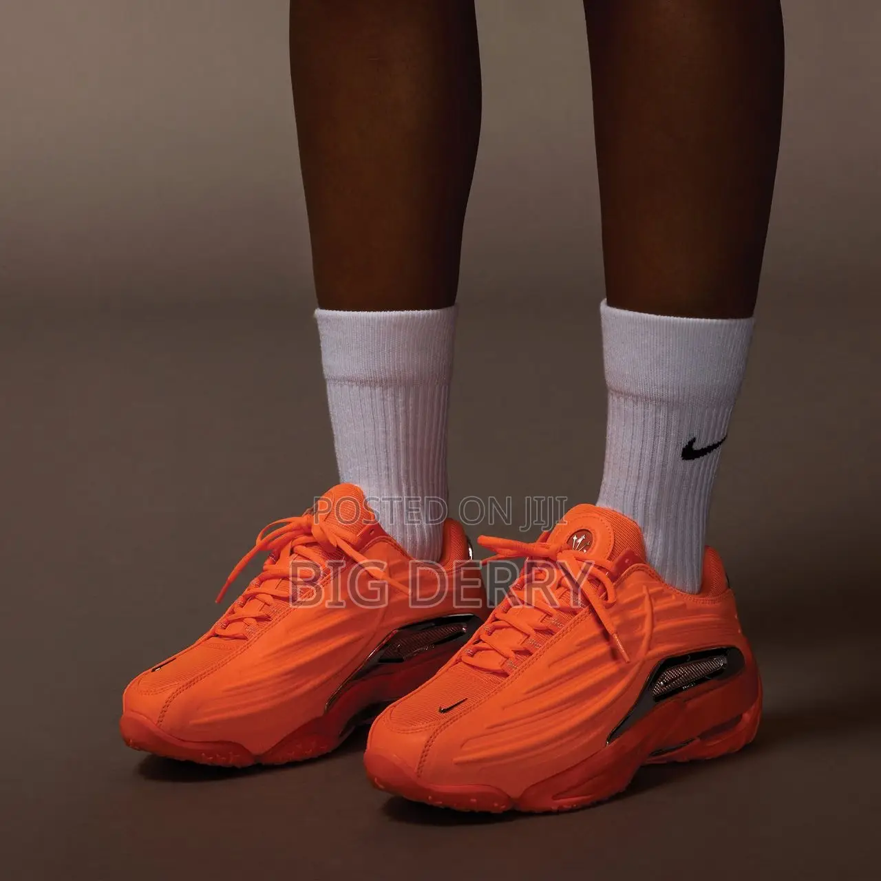 Nocta Hot Step Orange