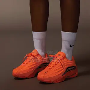 Nocta Hot Step Orange