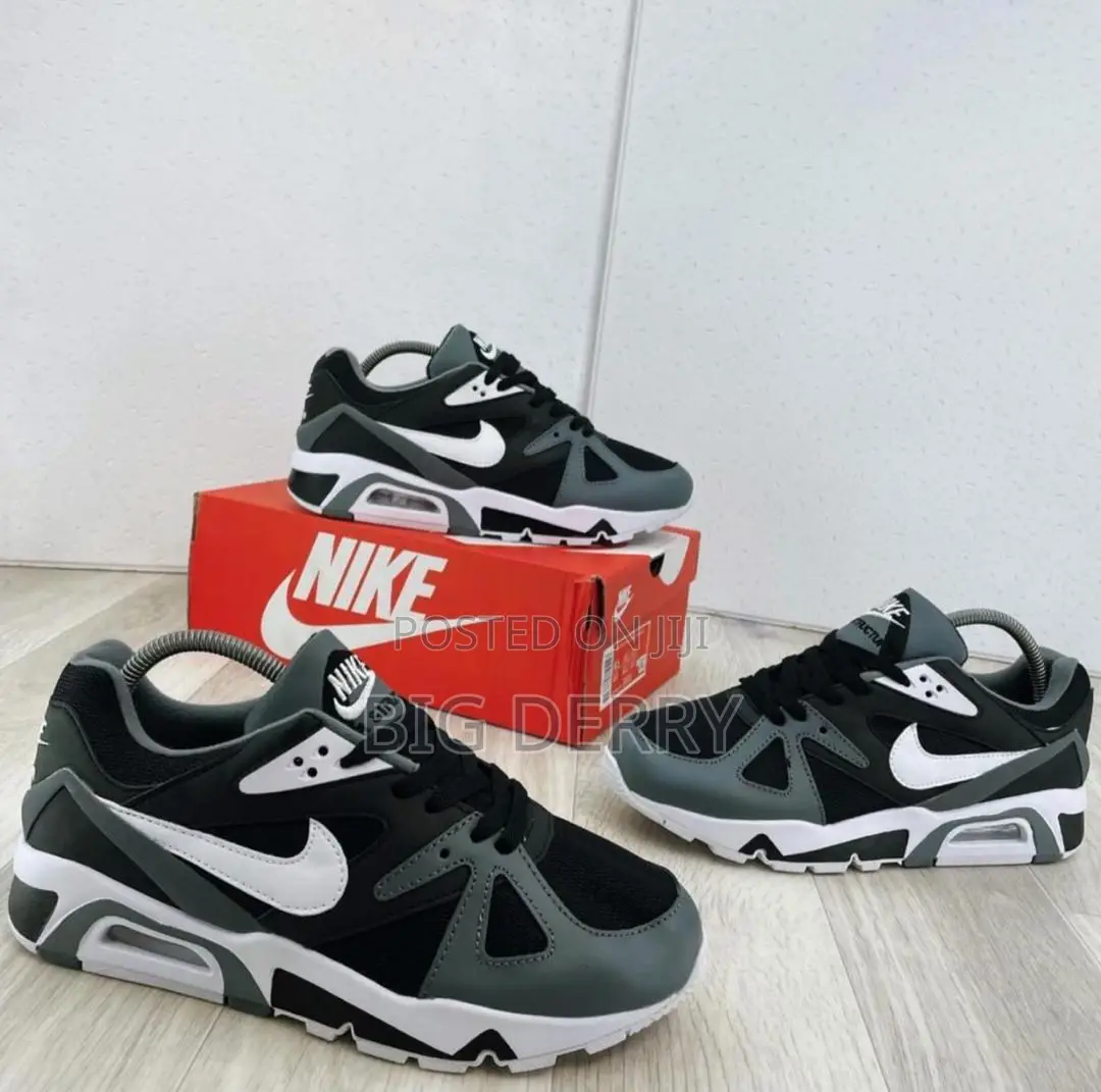 Nike Air Structure