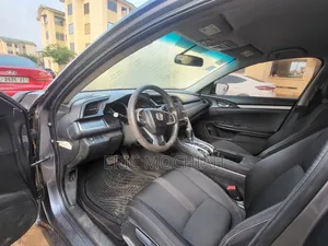 Honda Civic LX 4dr Sedan (2.0L 4cyl) 2016 Gray