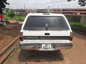 Toyota T100 1998 White