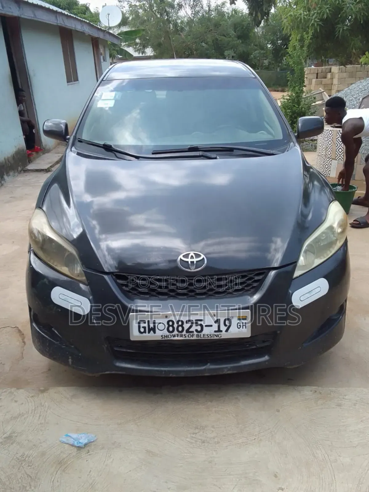 Toyota Matrix Hatchback FWD (1.8L 4cyl 5M) 2010 Black