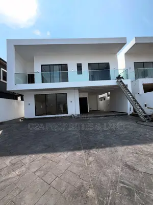 4bdrm House in Ashaley Botwe, Lake Side Estate for sale