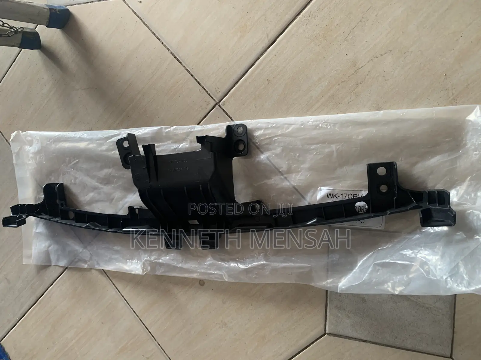 Honda Cr-v 2017-2019 Grill Bracket