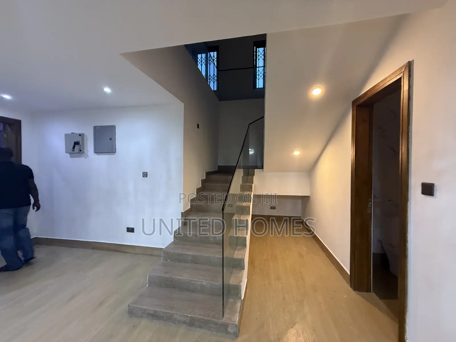 4bdrm House in Ashomang Estate for sale