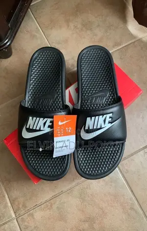 Nike Benassi Solarsoft Slide