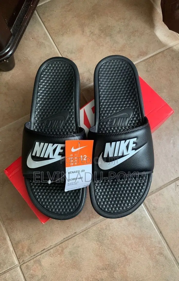 Nike Benassi Solarsoft Slide