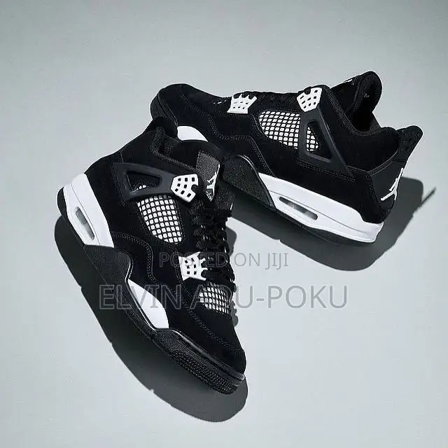 Air Jordan 4 "White Thunder"